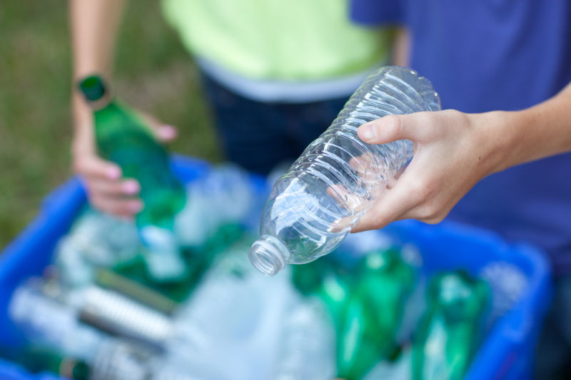 Be careful what you throw into the recycle bins. Check the sides of the bins for acceptable items. | PC: shutterfly.com