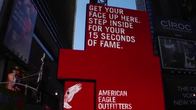 American Eagle Outfitters '15 Seconds of Fame' Digital Signage and Retail Case Study