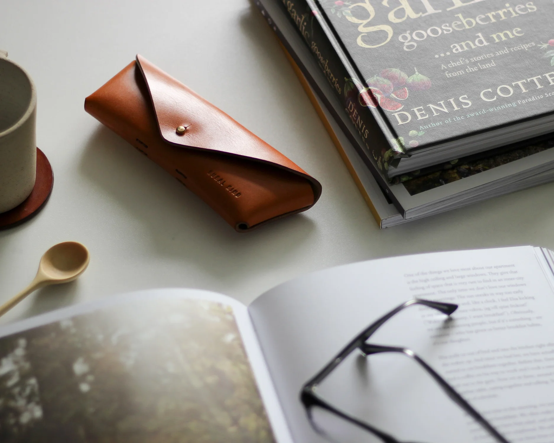 Rural-Kind-Handmade-UK-Leather-Glasses-Case-35.jpg