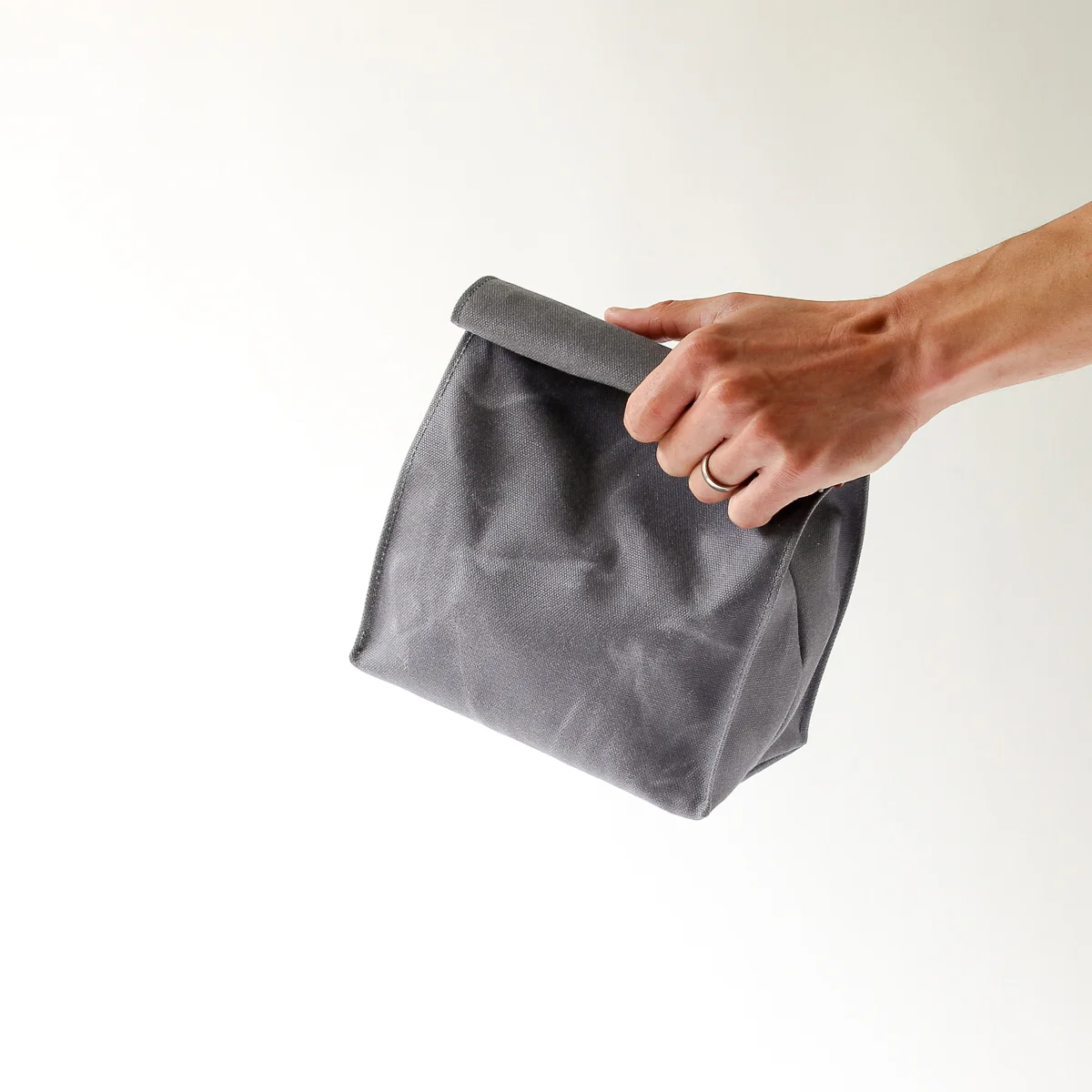 Rural-Kind-Handmade-Bags-UK-Tin-Tie-Lunch-Bag-5.jpg
