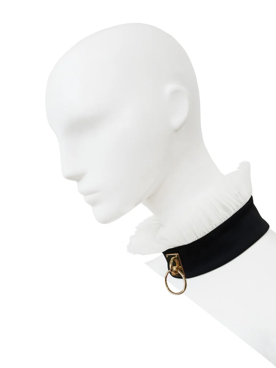 maid collar