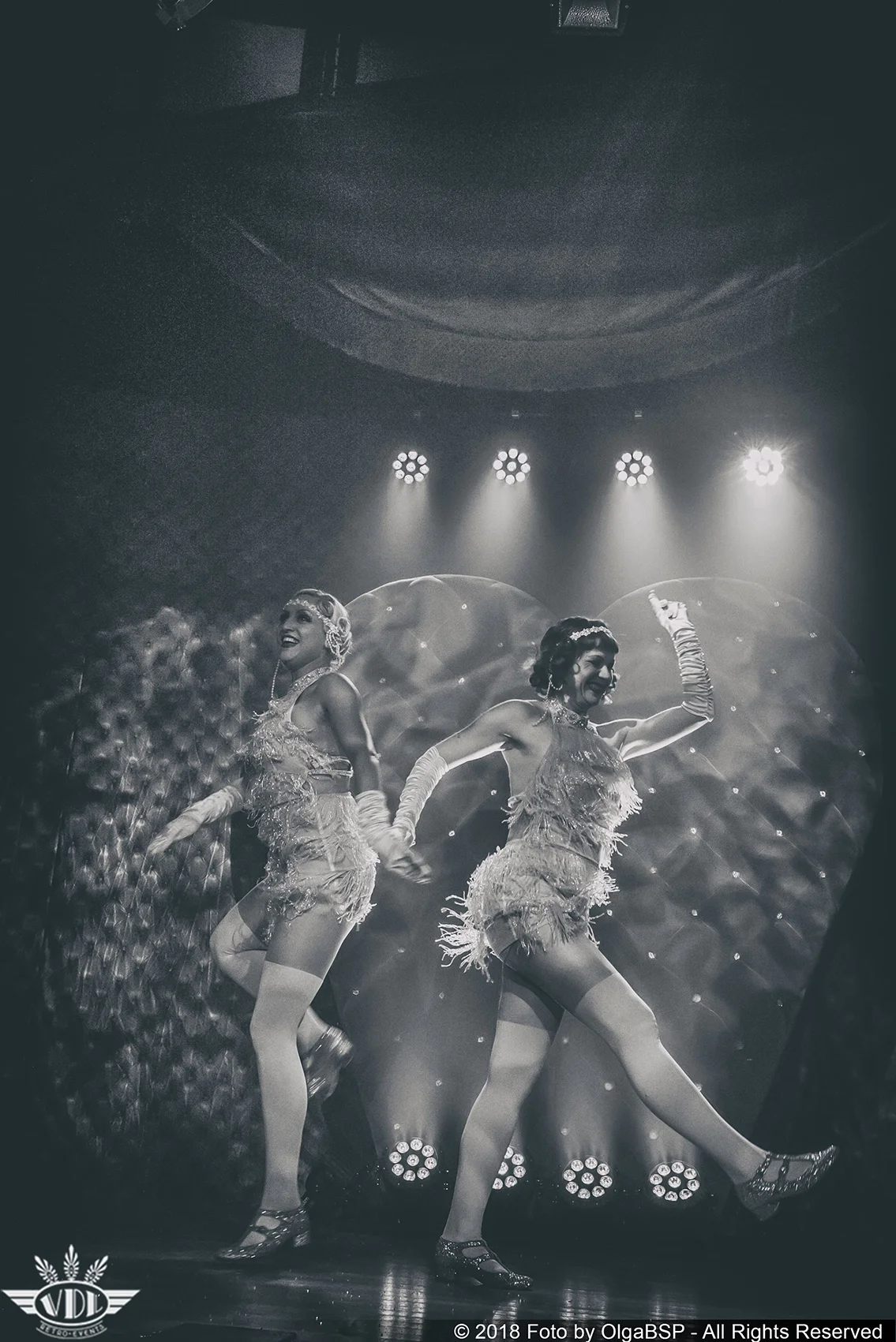 The Bee's Knees 3882.JPG