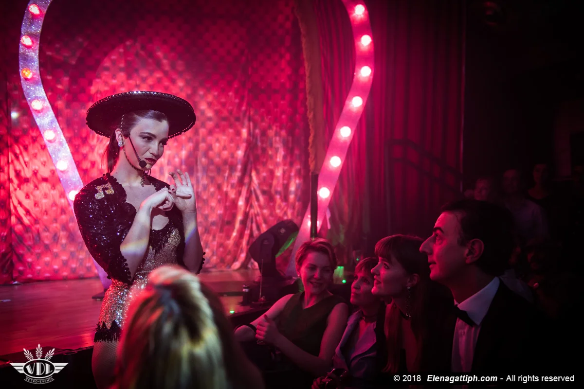 Tina Topago ©Elena Gatti - Royal Burlesque - 10th Anniversary-140.jpg