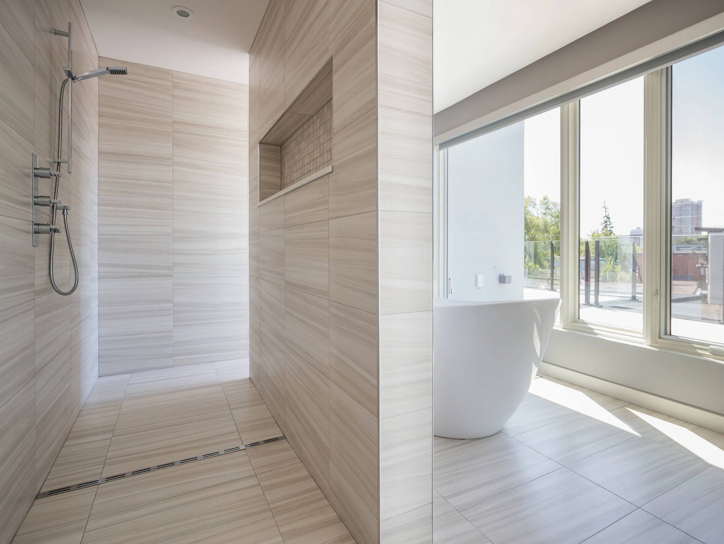 Japanese Putman - Ensuite 2.jpg