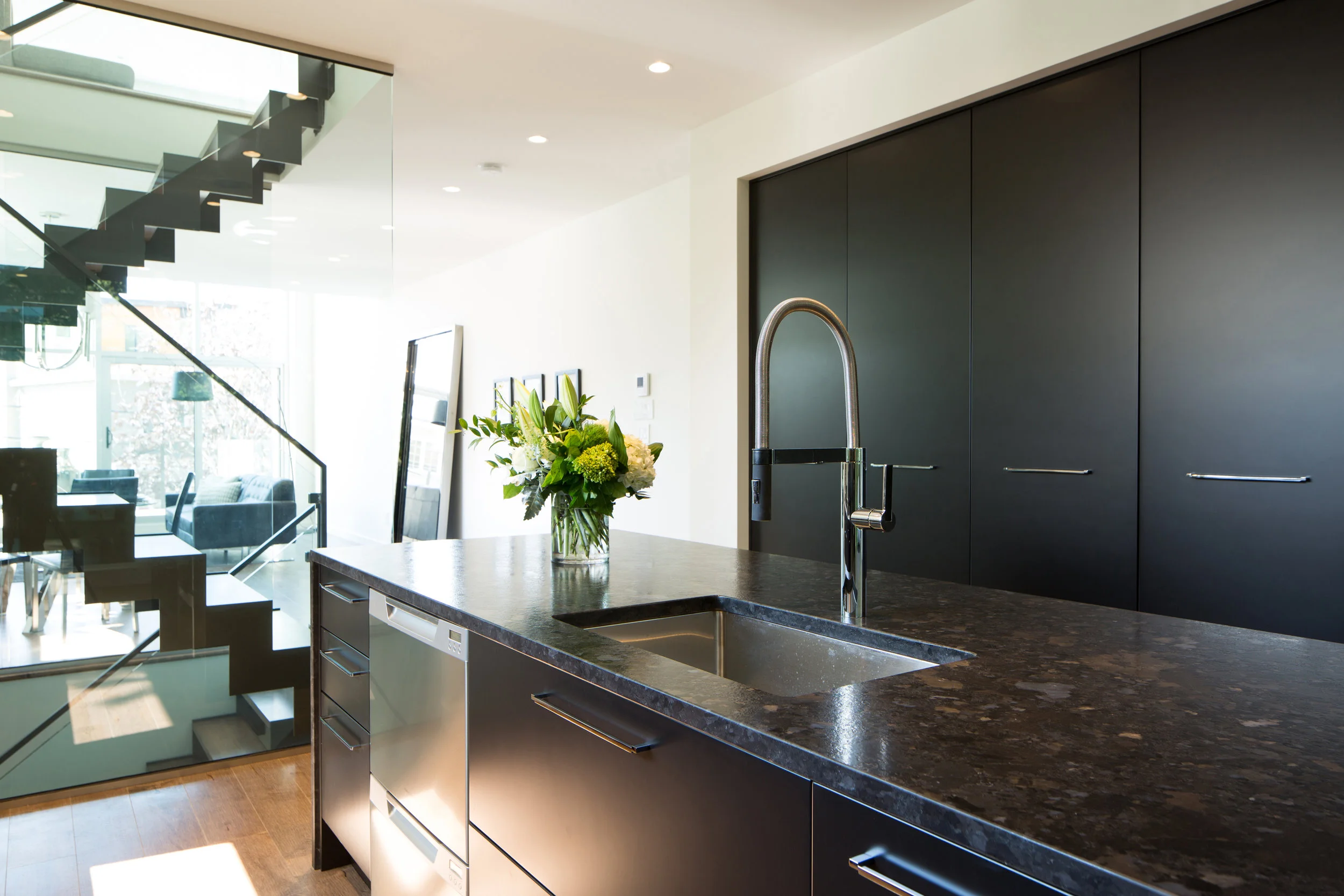 123 Putman - Stairs 3.jpg