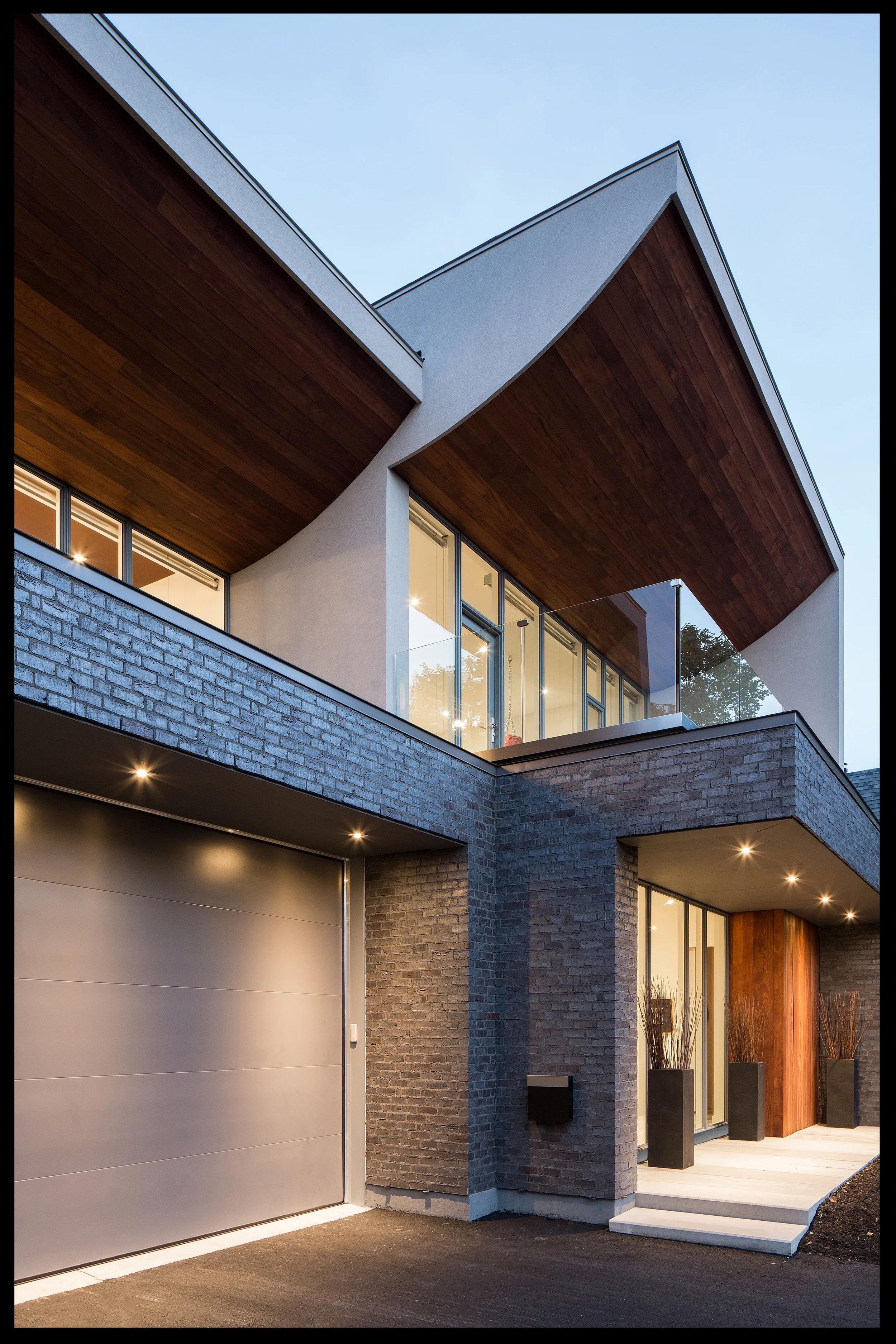 ArtHouse_Broadview_3627_2500px.jpg