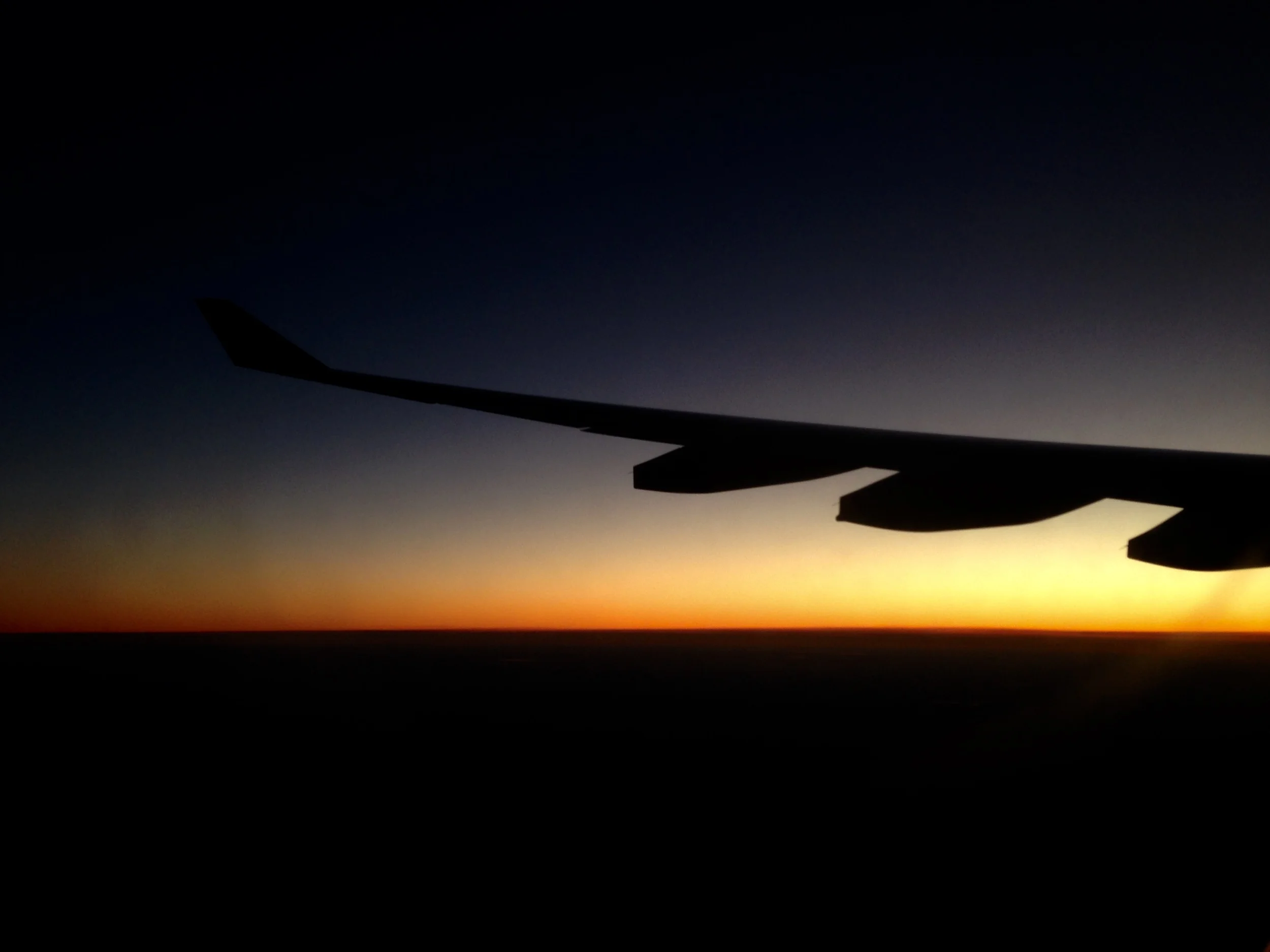 between Melbourne and Singapore (by K Tan)