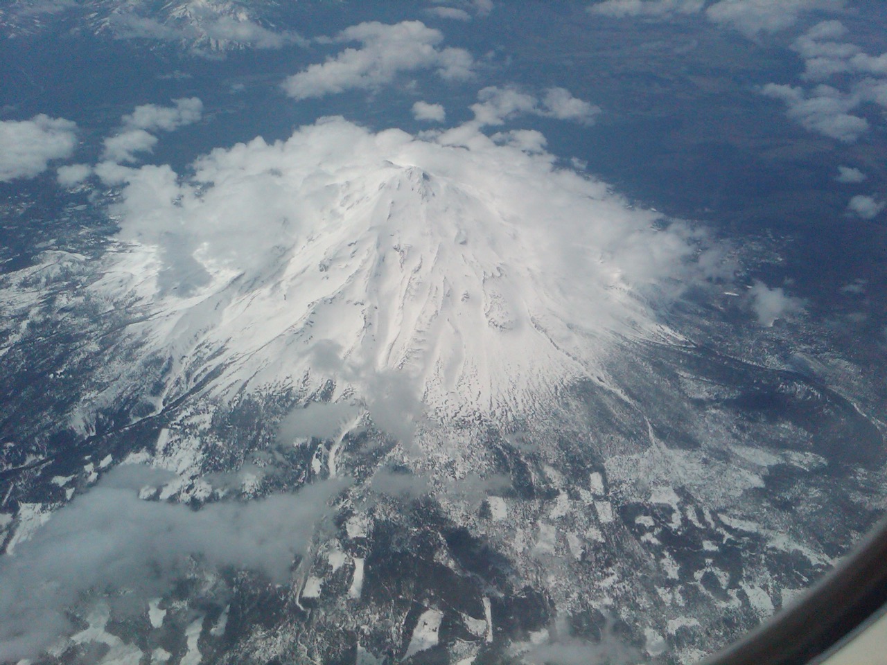 Mt Shasta (by B Manning)
