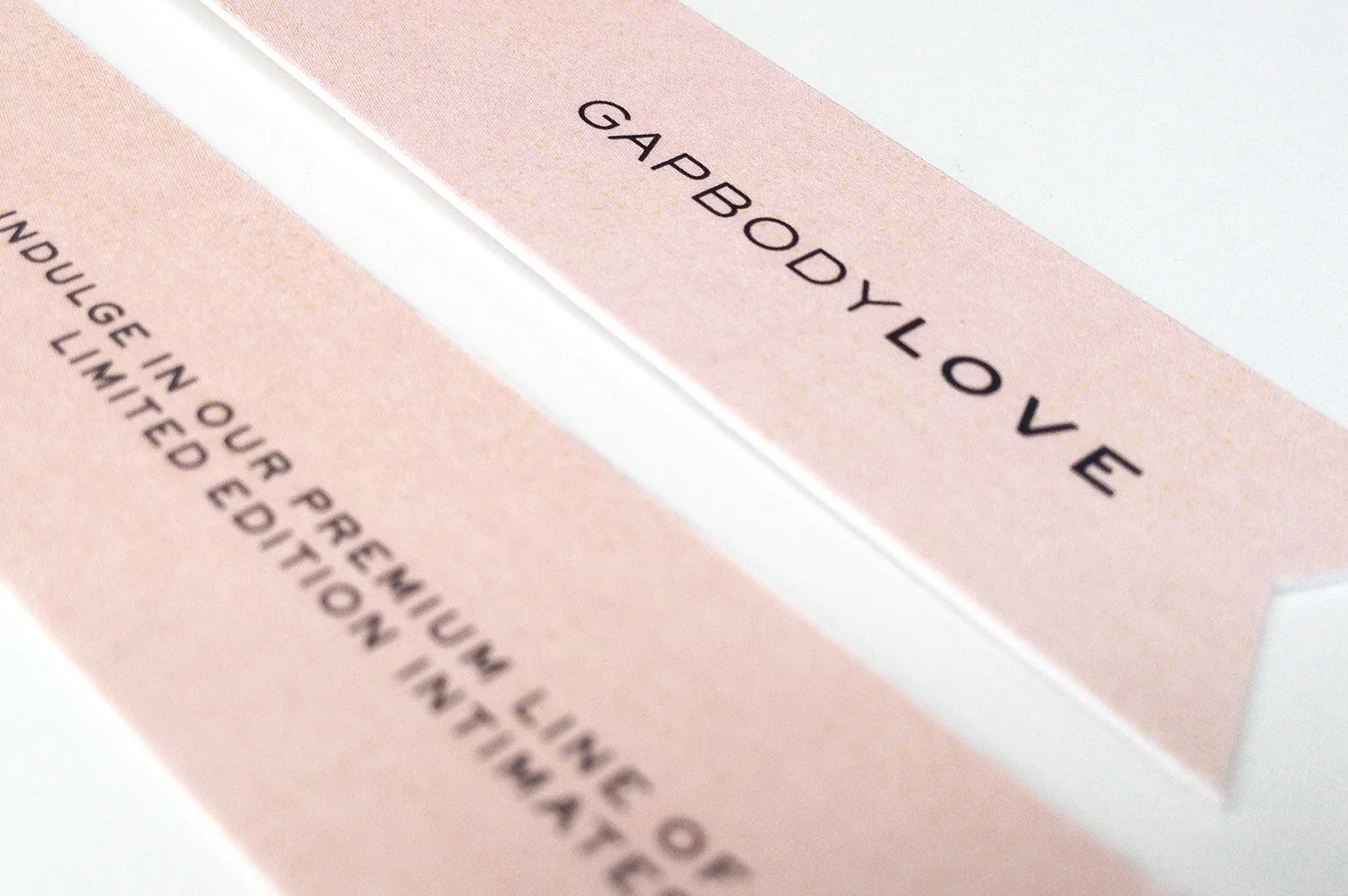 GAPBODY_LOVE6.jpg