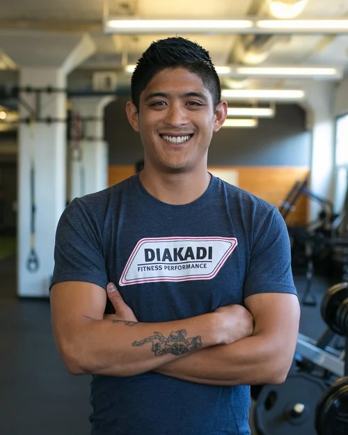 JON DE LA TORRE CLICK FOR BIO “For me, fitness is life. Fitness is more than exercise, it’s more than the countless hours logged in the gym, it’s more than the beads of sweat running down my face, and it’s more than the thousands of miles ran on the road.”