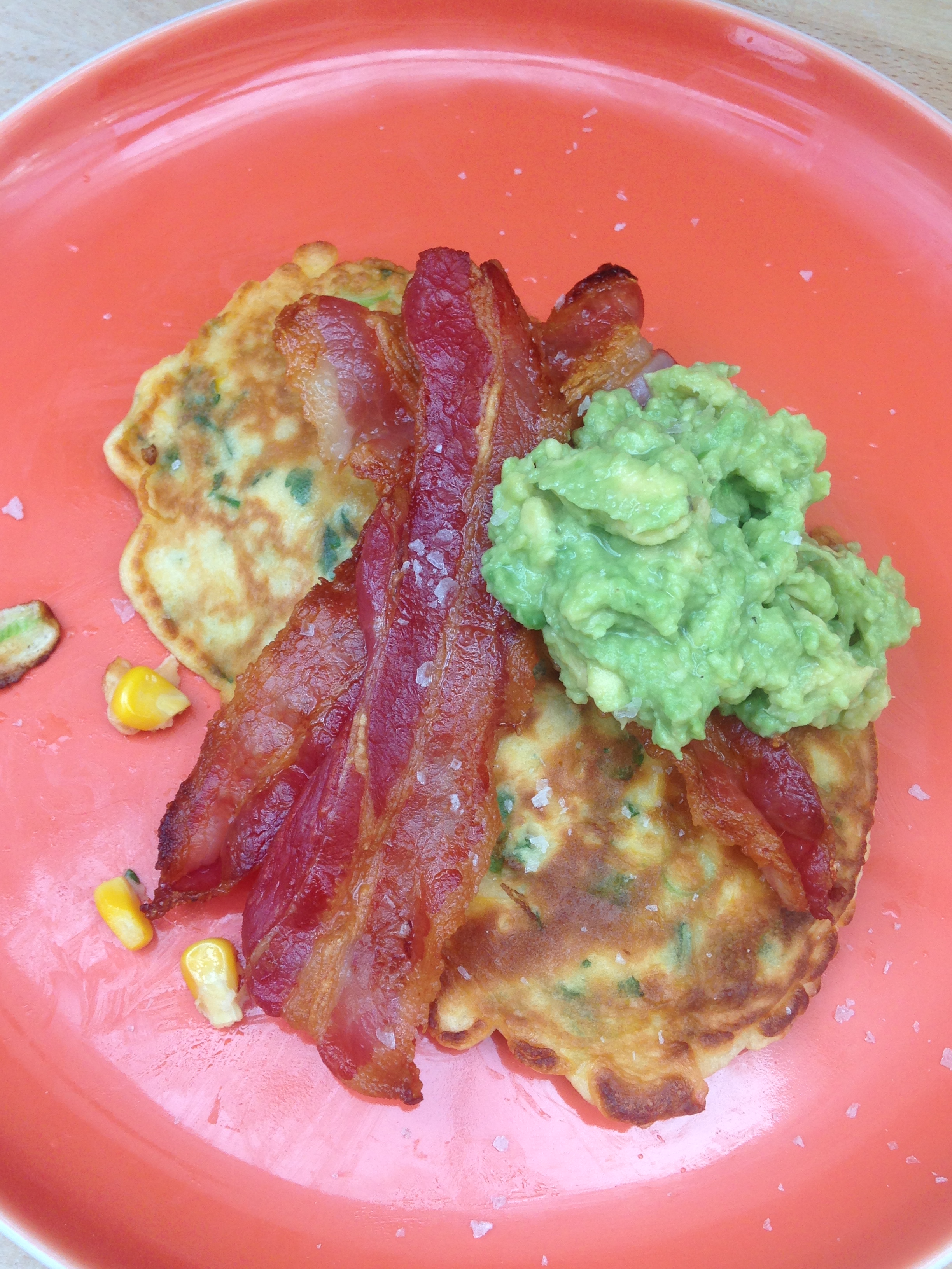 sweetcorn fritters, avo and bacon