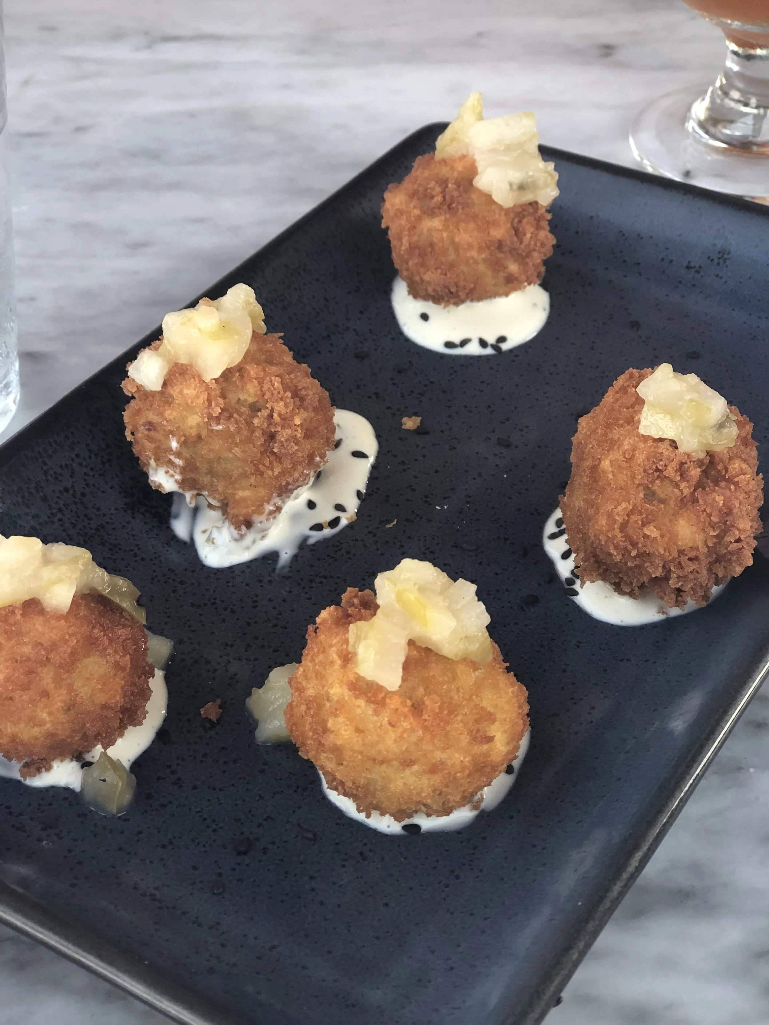 Charleston Travel Guide | Sophisticaited | Cait Fore