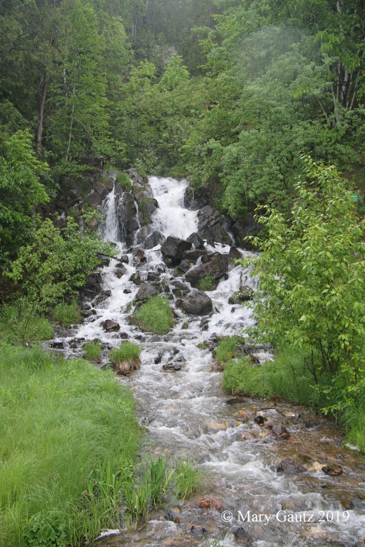 Fumee Falls