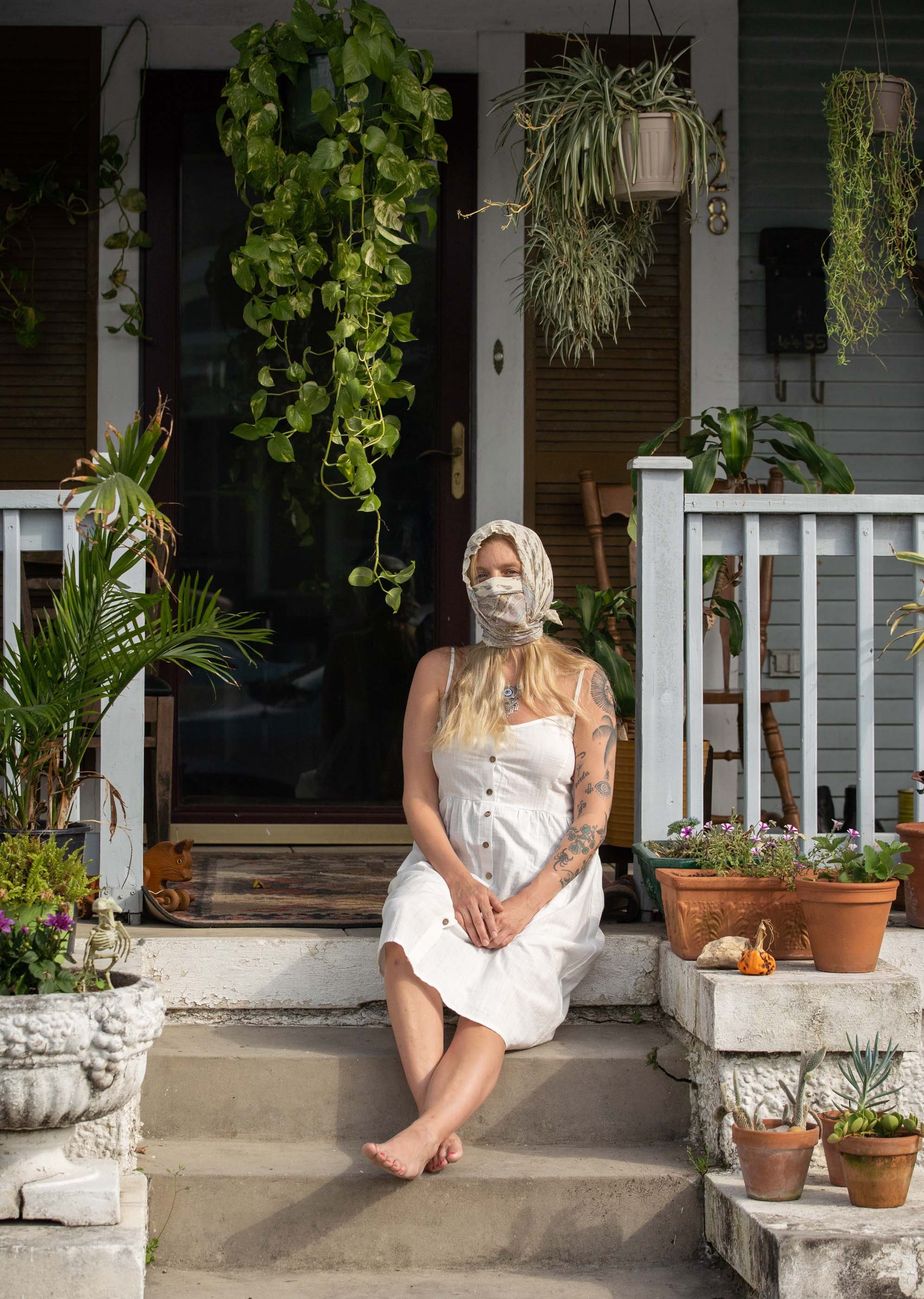 2020-03-29-Porch-Portrait-Project-©Adrienne-Battistella_007.jpg