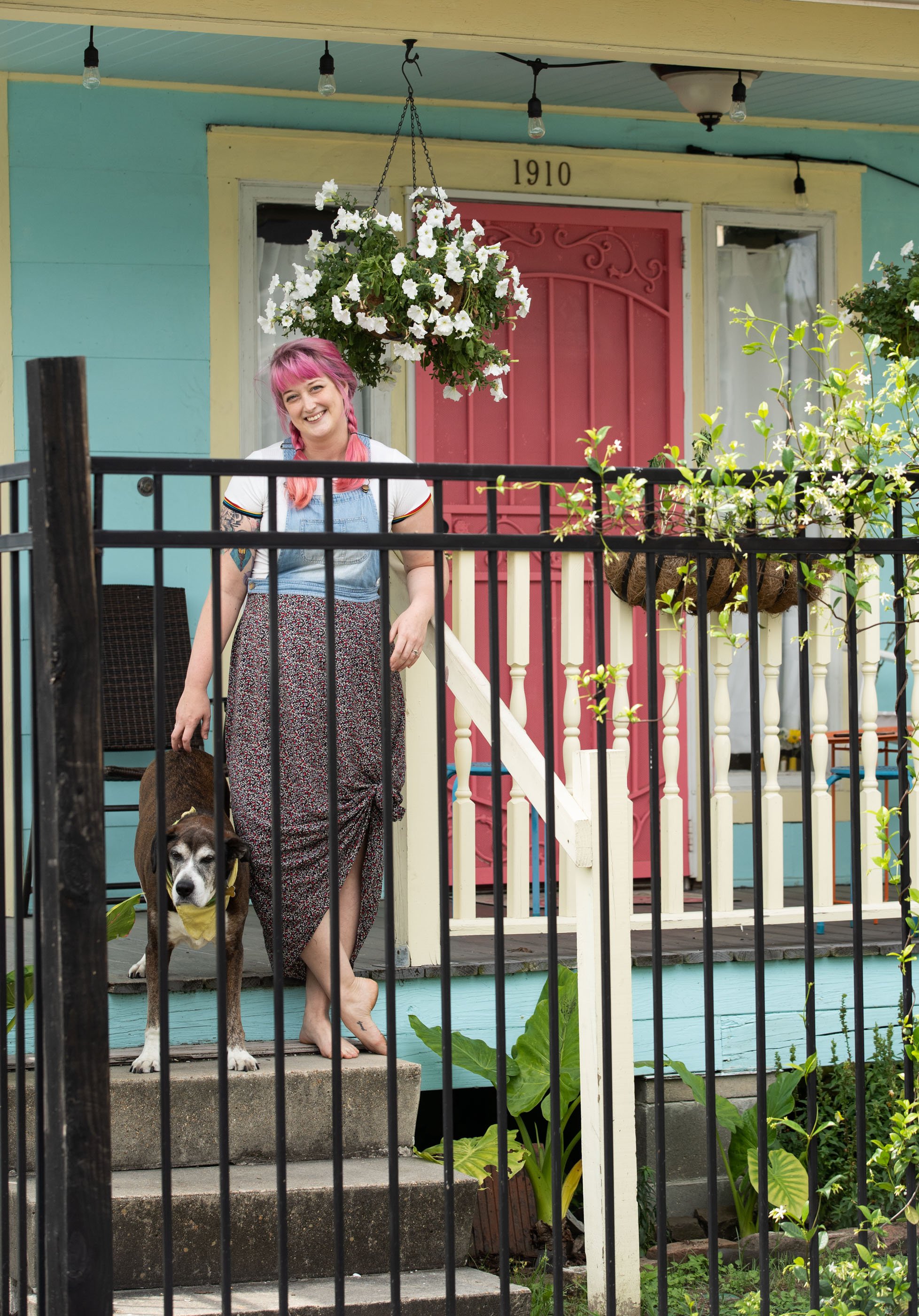2020-03-30-Porch-Portrait-Project-©Adrienne-Battistella_003.jpg