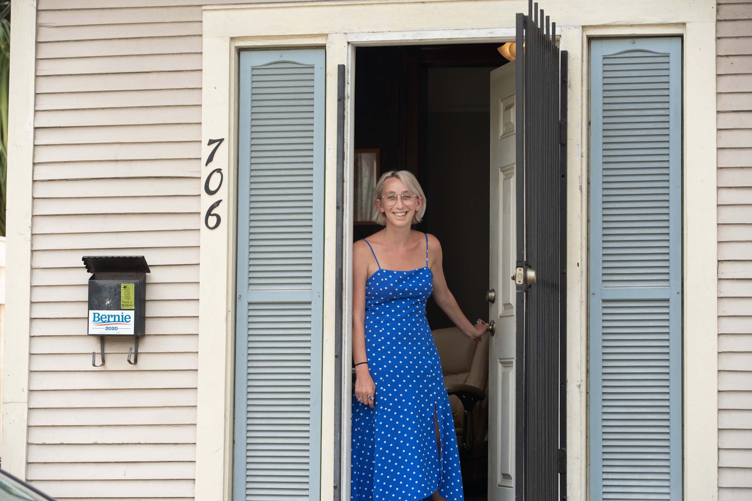 2020-03-30-Porch-Portrait-Project-©Adrienne-Battistella_002.jpg