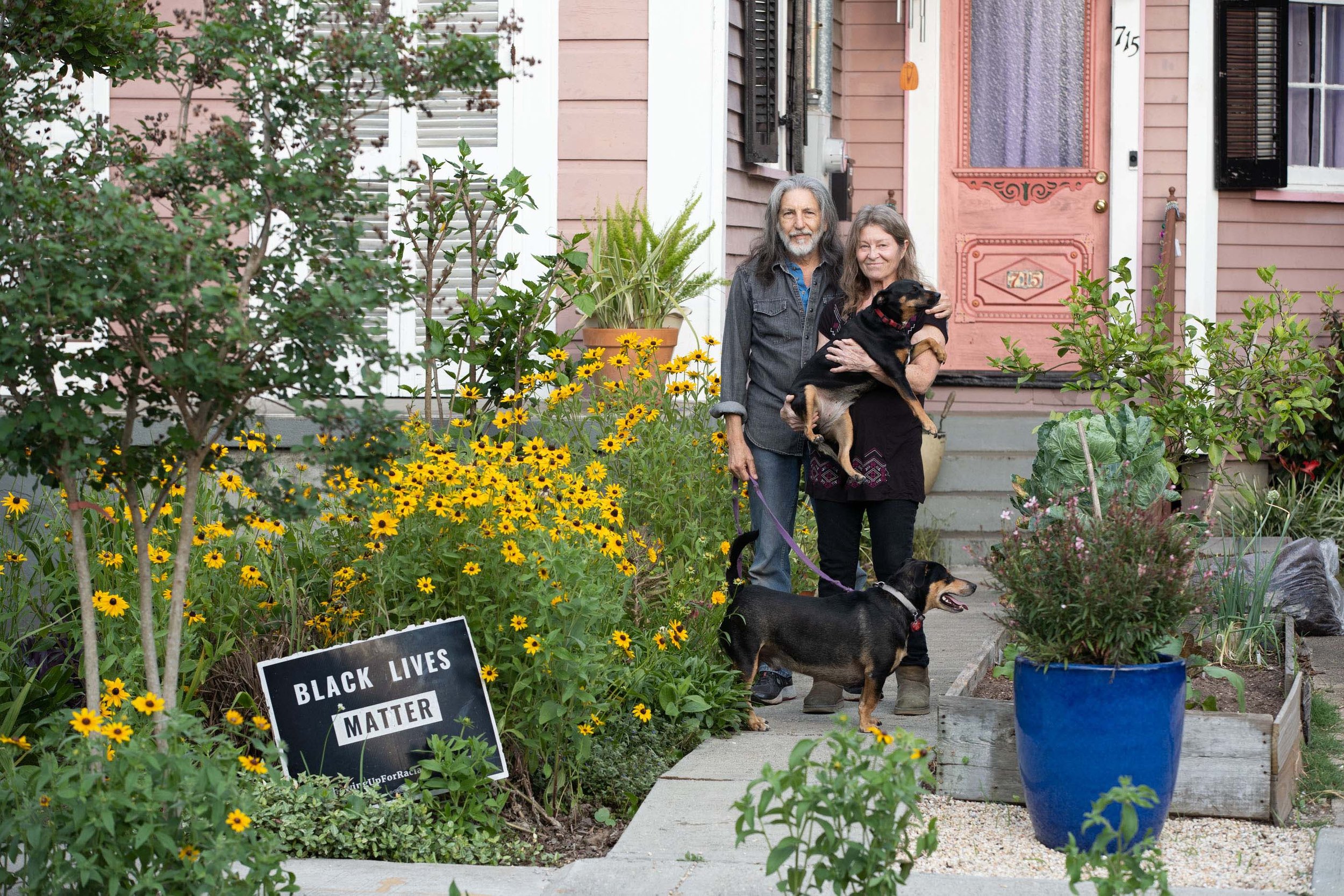 2020-03-31-Porch-Portrait-Project-©Adrienne-Battistella_001.jpg