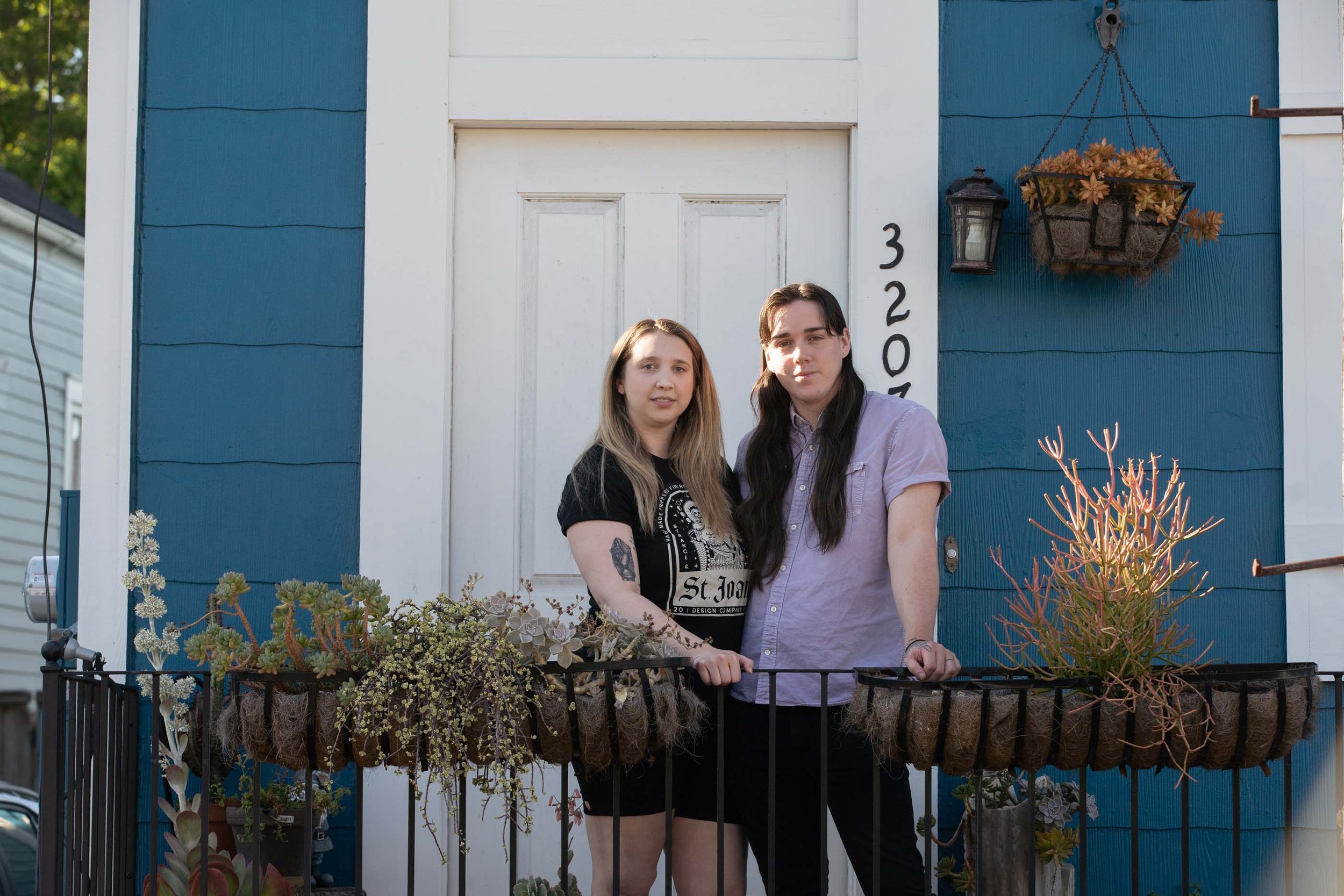 2020-04-01-Porch-Portrait-Project-©Adrienne-Battistella_001.jpg