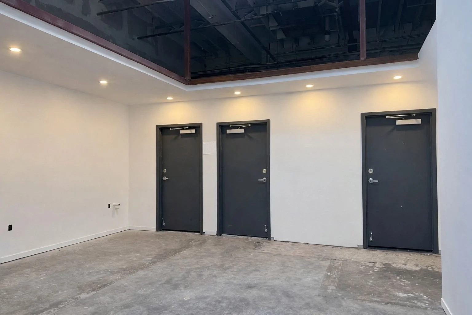 WhatsApp Image 2026-02-04 at 16.49.58 (1).jpeg