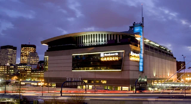 Bos-TD_Banknorth_Garden.jpg