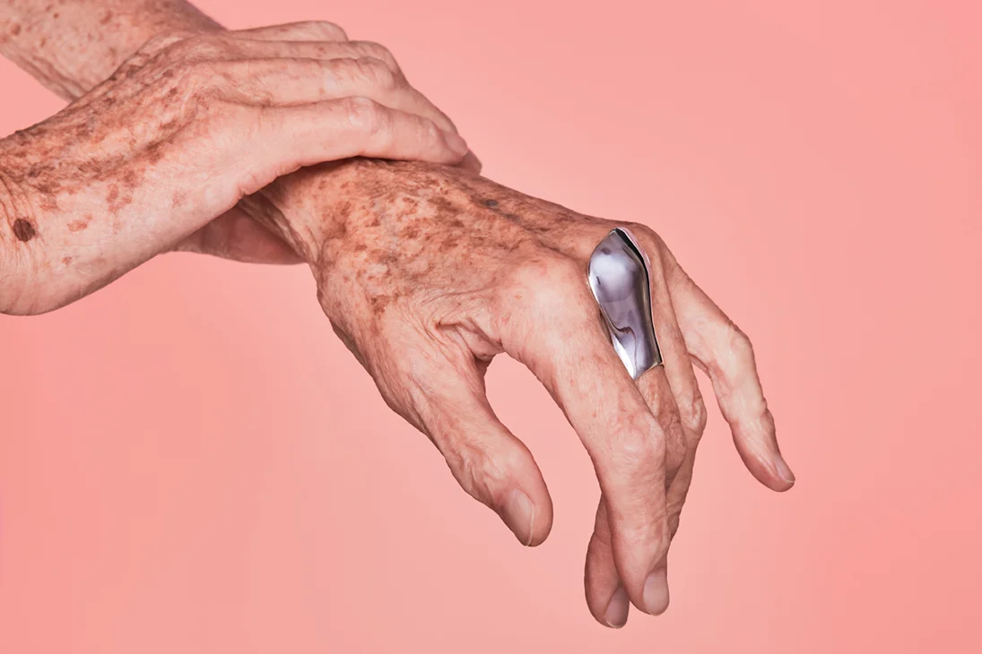 marija_puipaite_embracing_touch_2_web.jpg