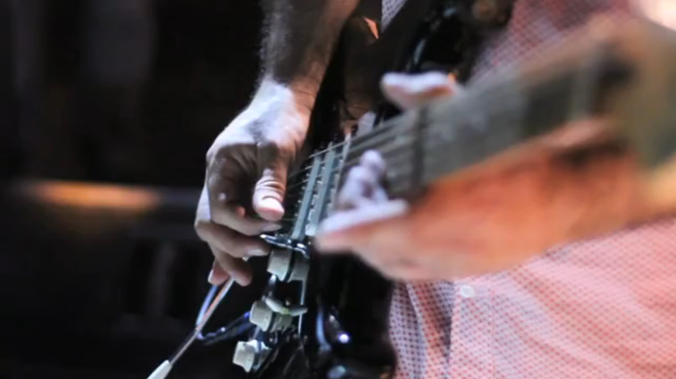 Clorofila - Something is Missing