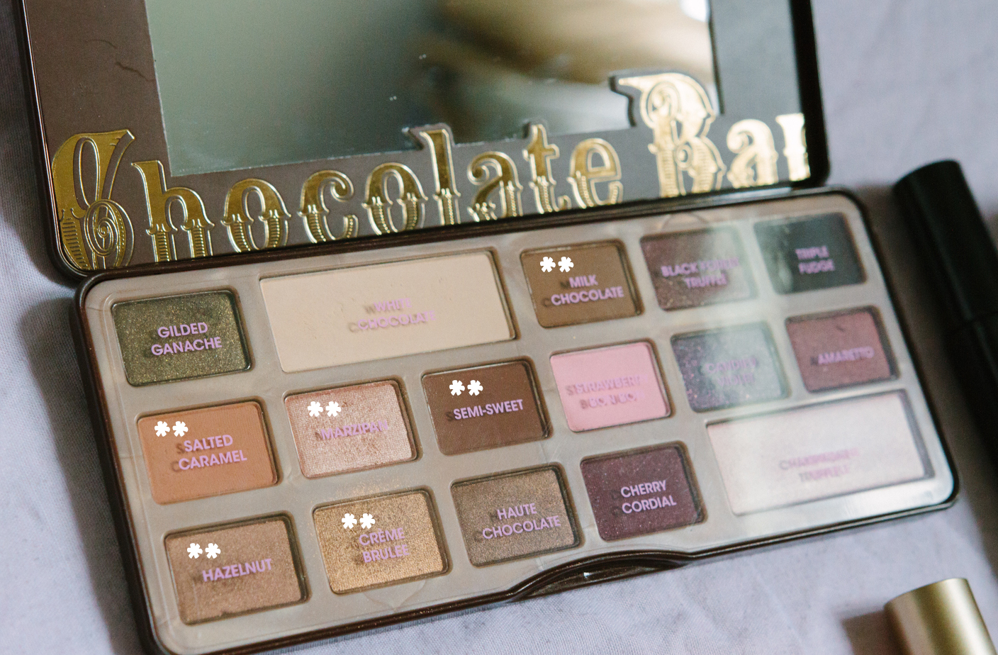 MOST USED SHADES: Salted Caramel, Hazelnut, Marzipan, Creme Bruleé, Semi-Sweet, Milk Chocolate