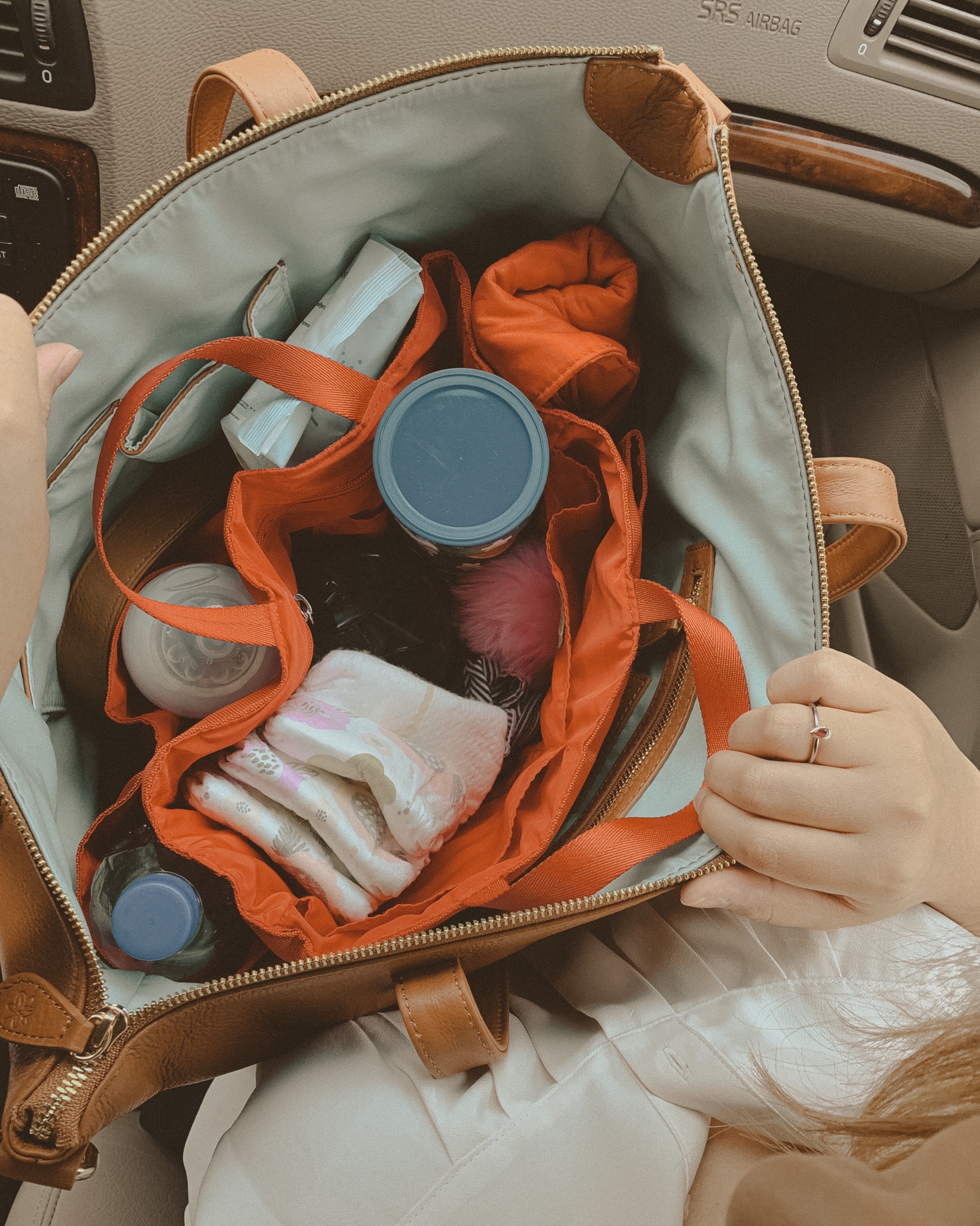 How to Pack the Perfect Diaper Bag with the Lily Jade Madeline