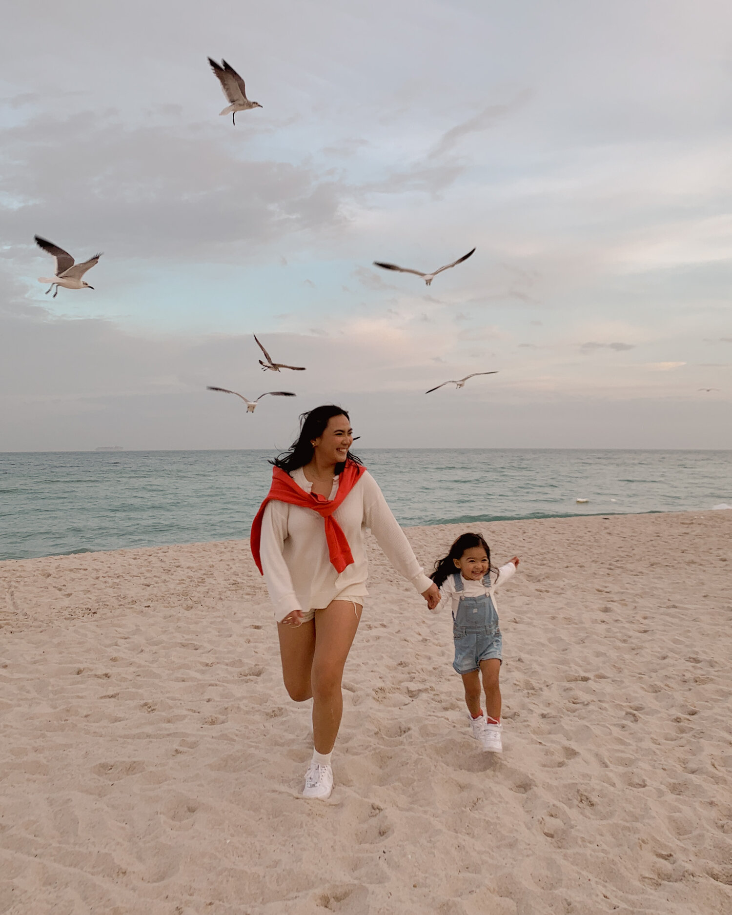 Capri Blue and Me  Corinth Suarez - Miami, Florida Blogger & Influencer