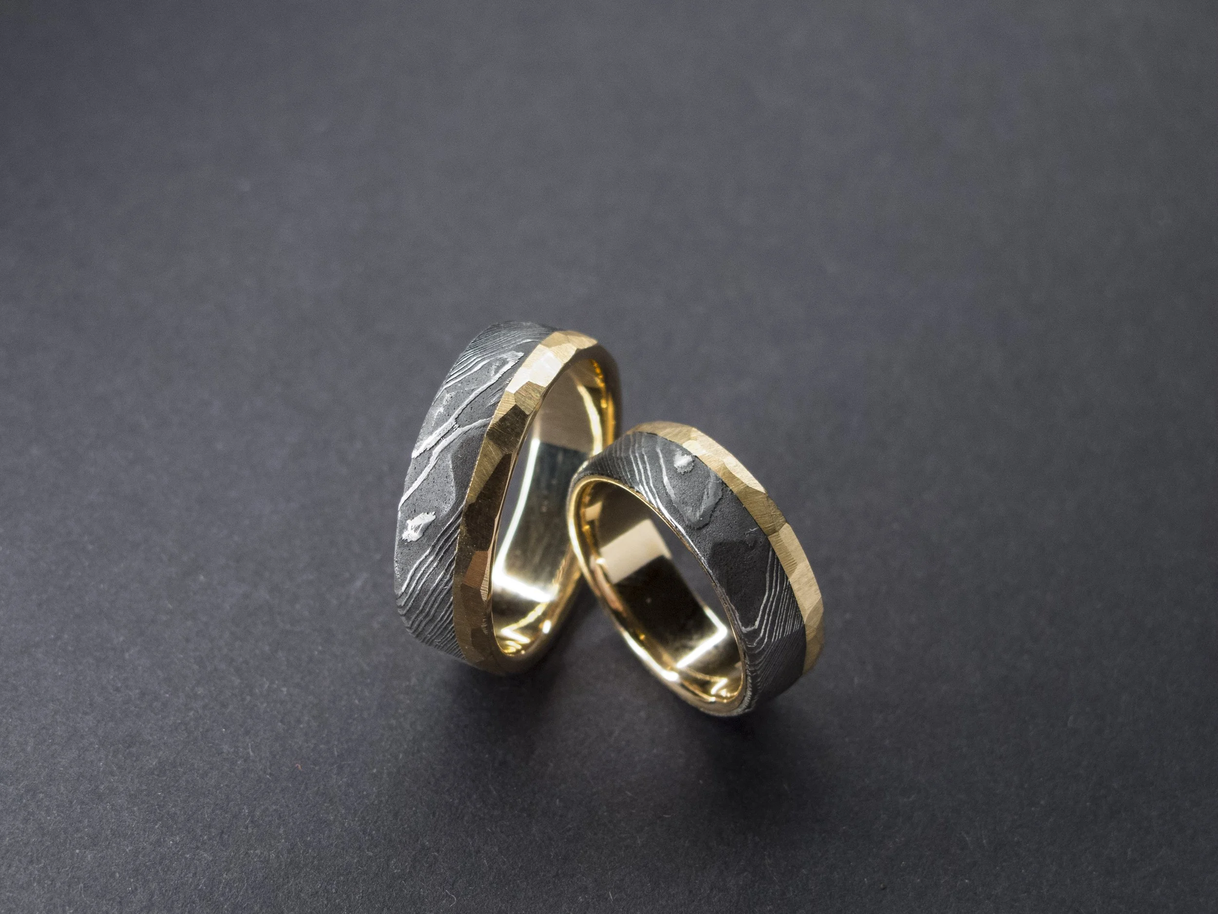  Abielusõrmused damaskusest ja kullast. Wedding rings made of damascus steel and gold. 2018 