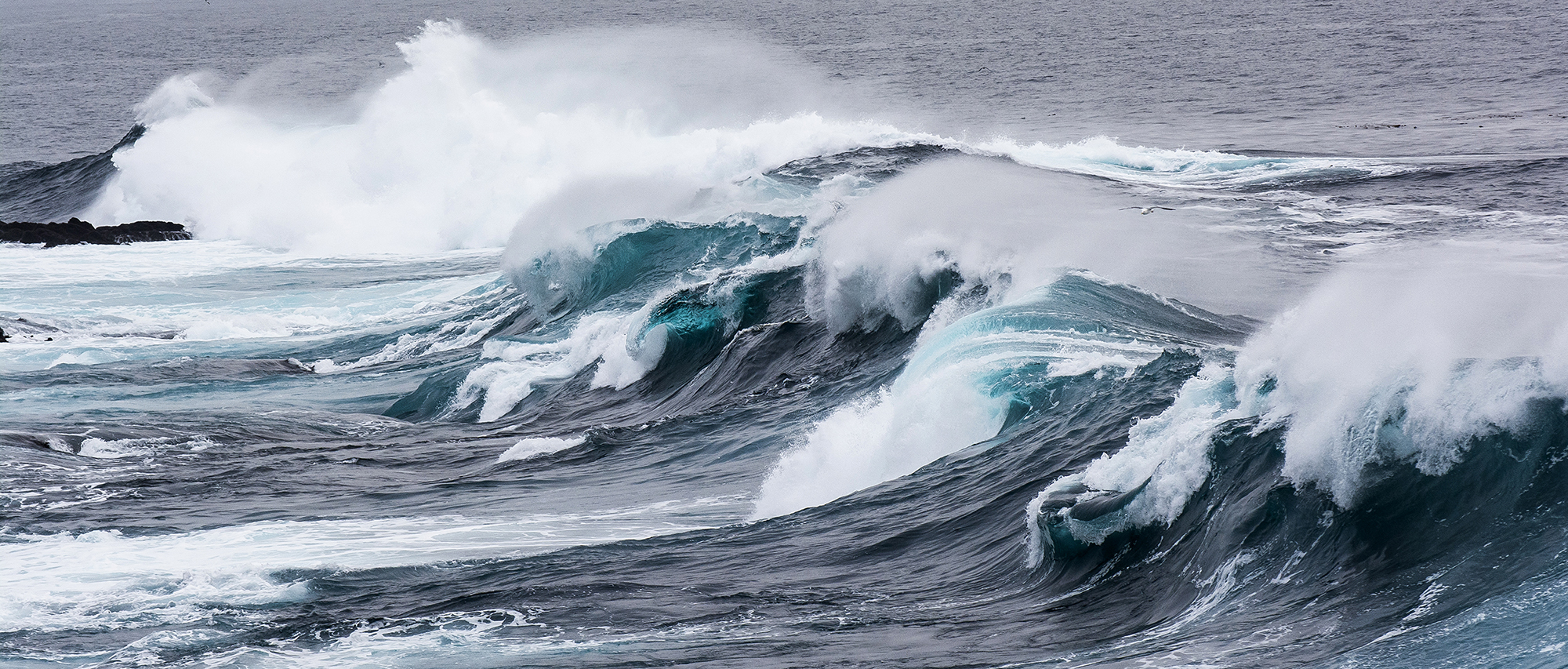 Pic. 4 : The angry seas off the coast of Garrapata State Park, California are intimidating as well as beautiful