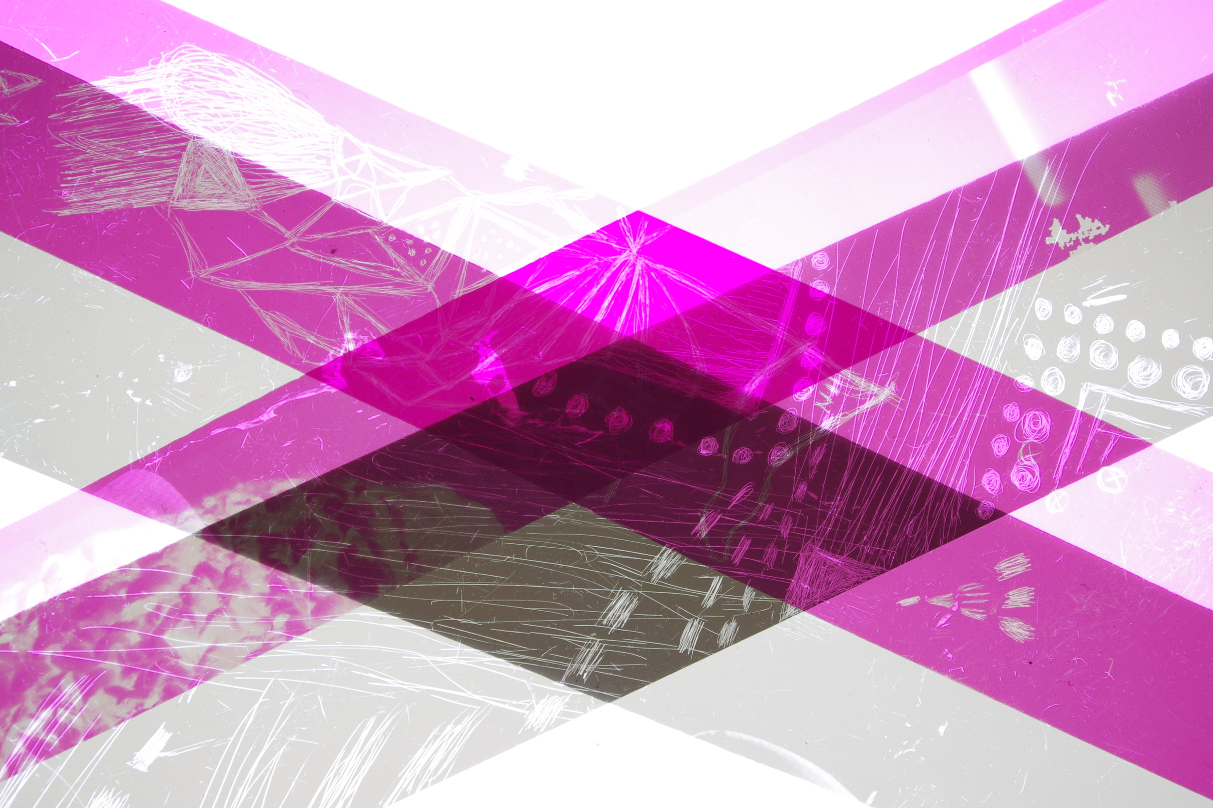 behind_pink05.jpg