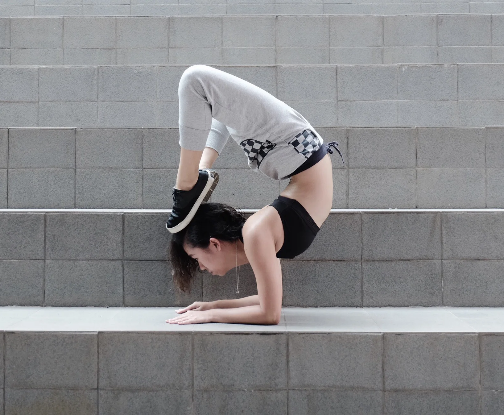 Fashion Blogger Keshia Nathania