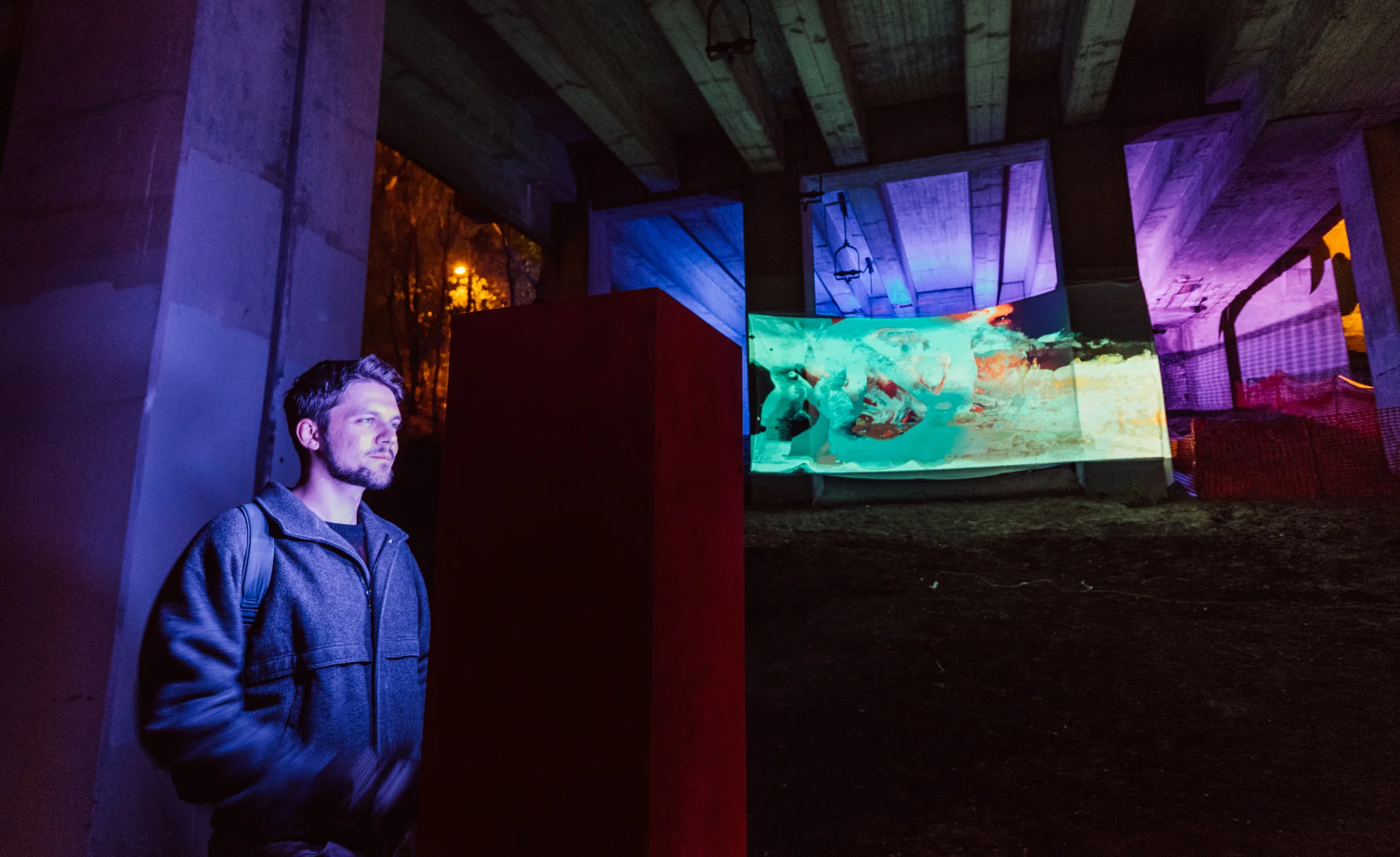 Viewers interacting with SEMBLANCE by Stephanie Kuse, part of Nuit Blanche 2018. Photos by Brandon white (www.northern-lightning.com)