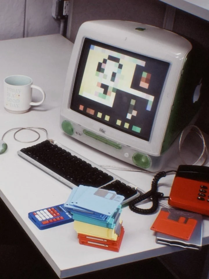 More Bliss Nova from earlier this year - editing, colouring, VFX and animation for the Dreamin&rsquo; music vid 💾☁️🌈