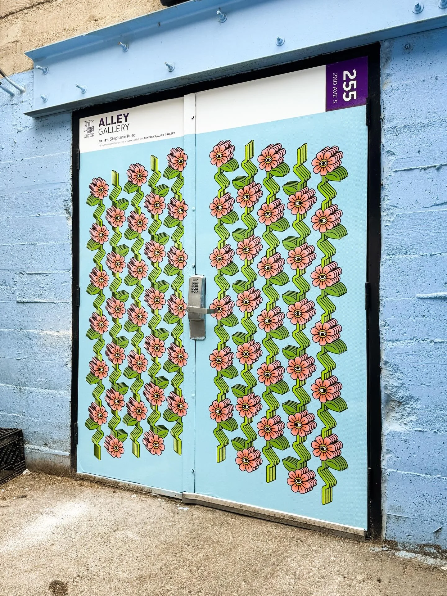 Happy (belated) birthday @shelterbrewing ! To celebrate I drank some beers and now I will continue the celebrations by finally sharing the design I did as part of the @dtnyxe Alley Gallery, which you can view behind Shelter! Swipe through for pics of