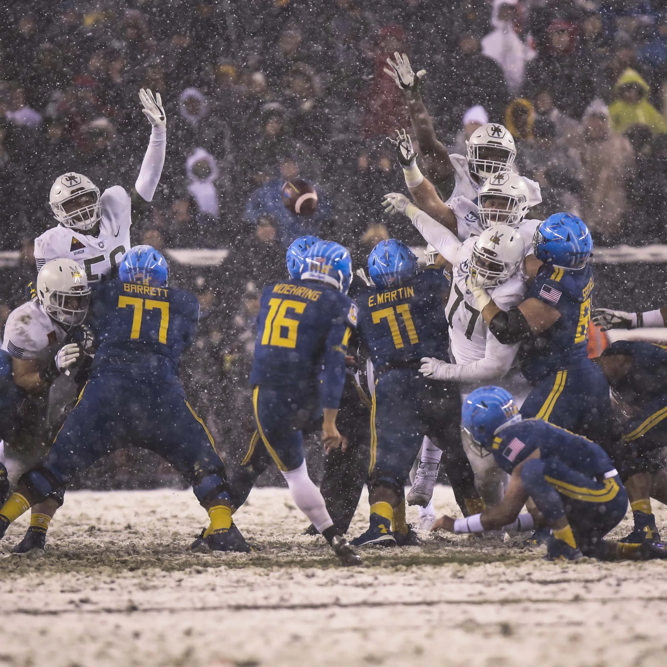 LastMinuteFieldGoal-Small-1.jpg