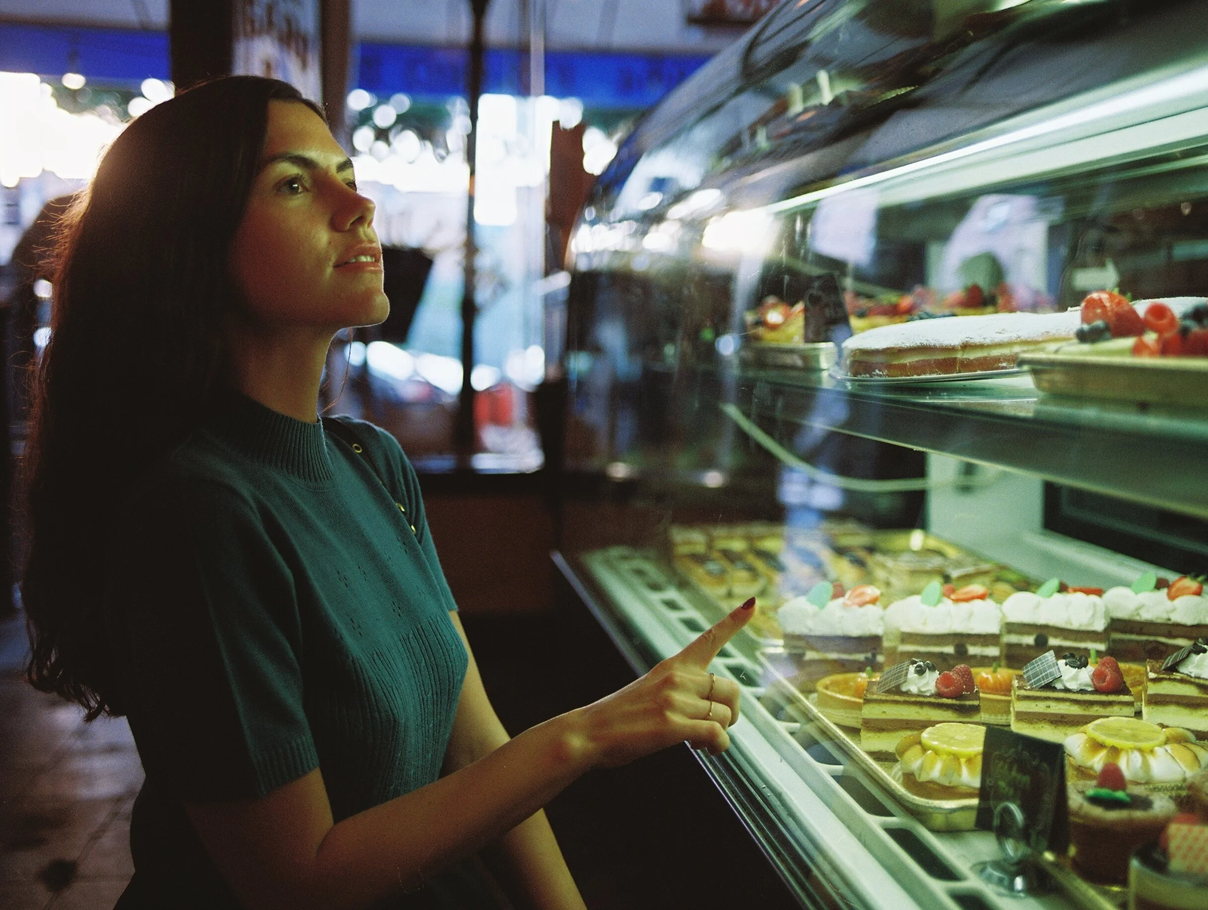 avi taylor - dessert.Jpg