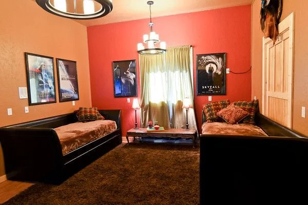 Silver Spruce Lounge 21.jpg