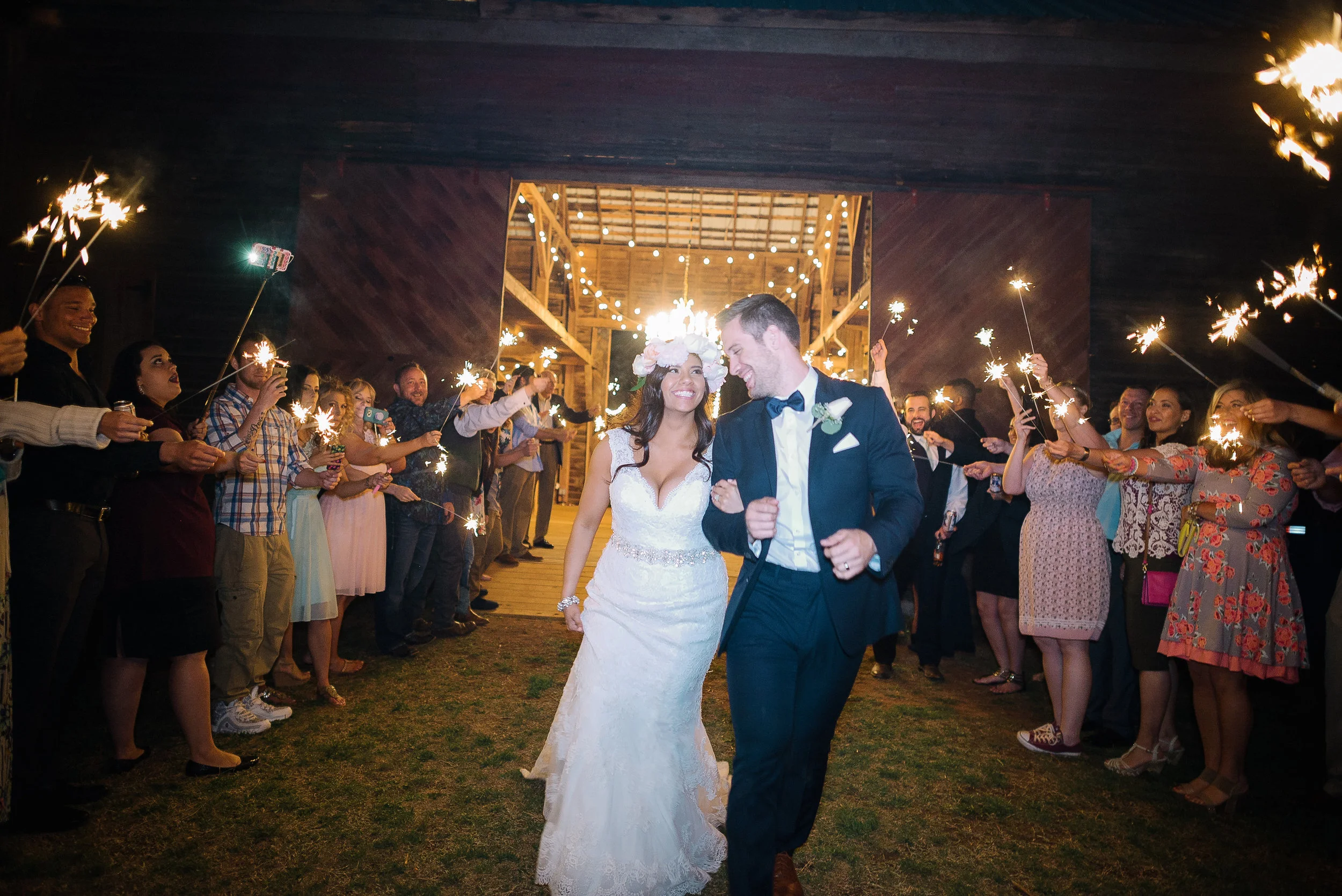Photo: Sheradee Hurst Photography-http://sheradeehurstphotography.com/ Flower/Design: Inspired Events & Design-http://www.inspire.events/
