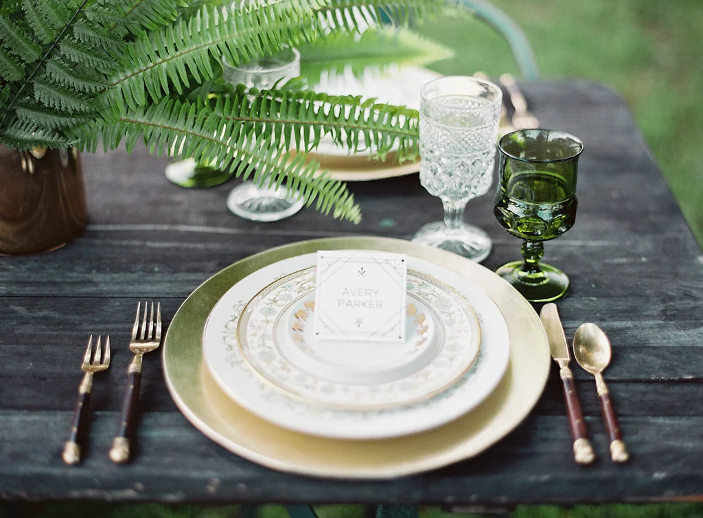 Gold details gave a feeling of wealth and glamour, and the geometric shape of the decor put a modern spin on the Great Gatsby inspired theme.