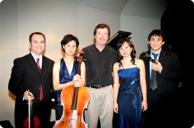 enhake with Peter Lieuwen during their residency at Texas A&M - College Station, TX in 2009