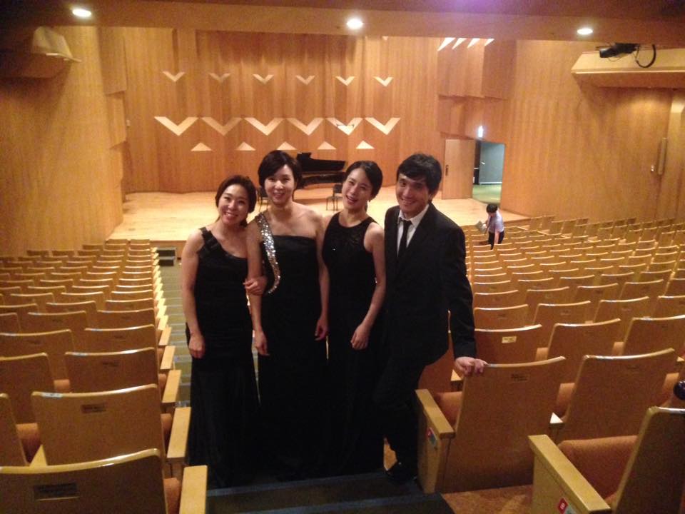 Post Recital Picture with Mirus Trio 
