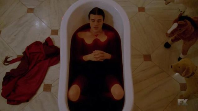 American Horror Story: Freak Show, "Bloodbath"