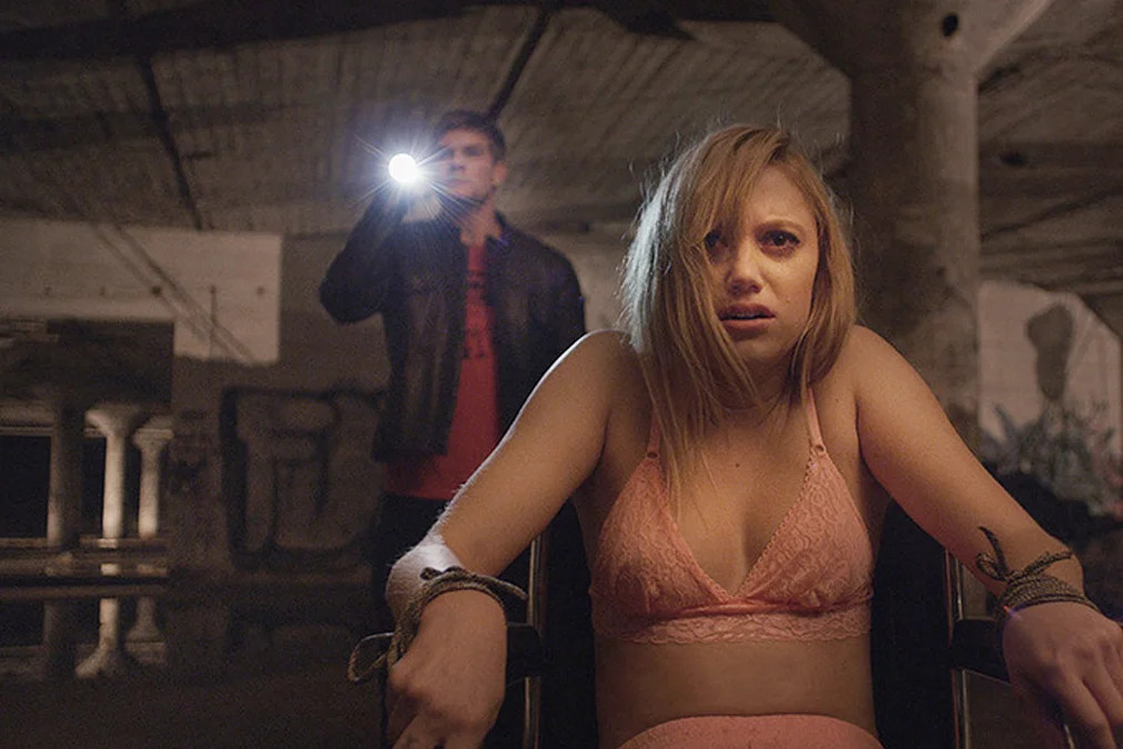 18 | It Follows