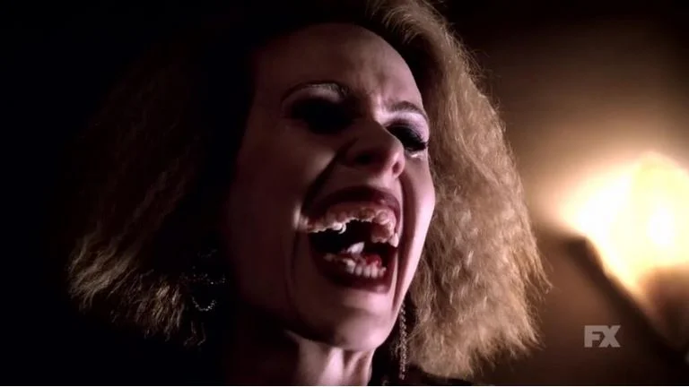Recap - American Horror Story: Hotel (Ep. 2)