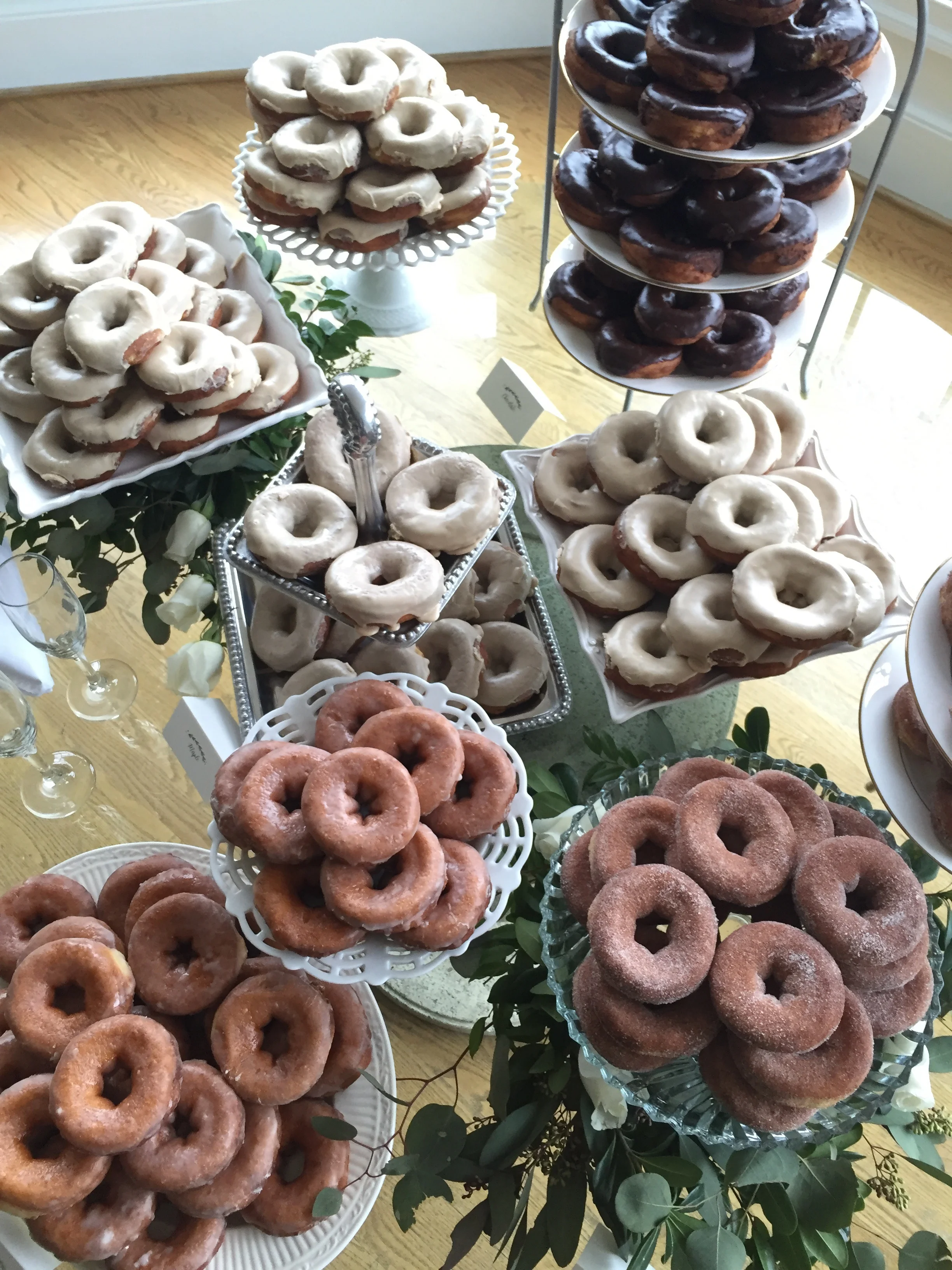As much as I love cake, this donut table won grand prize of the day! Elyse's friends went all the way to Charlottesville to pick up Duck Donuts. Not going to tell you how many I had. ;)