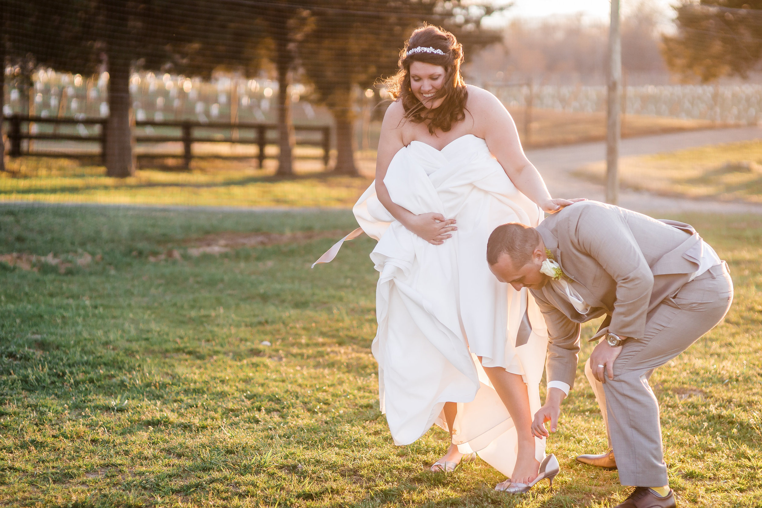 This is my favorite hahaha! Every good groom should help out his woman!