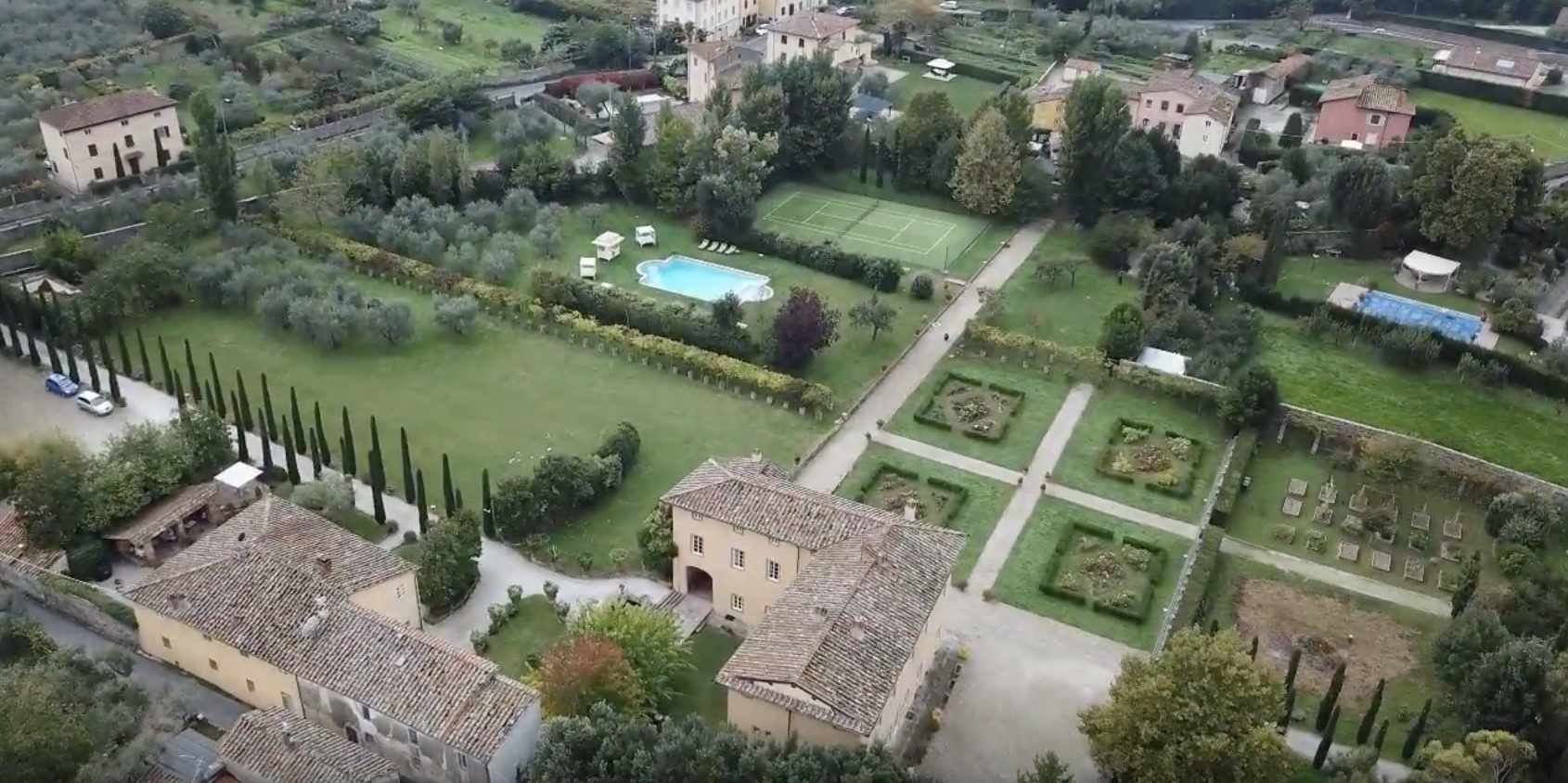 Villa Valentina gardens
