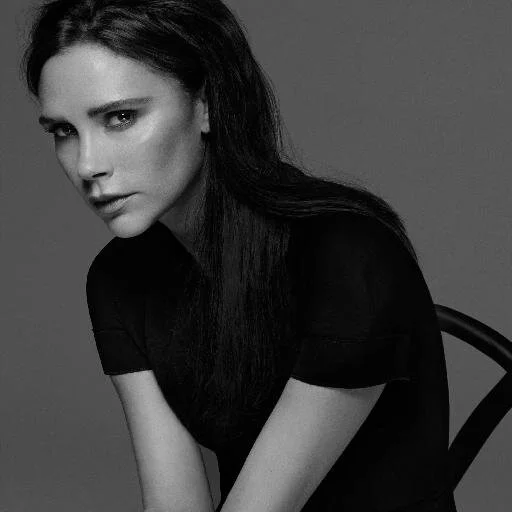 Image via Victoria Beckham's official Twitter account.